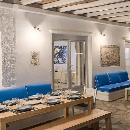 Horizon In Mykonos Town