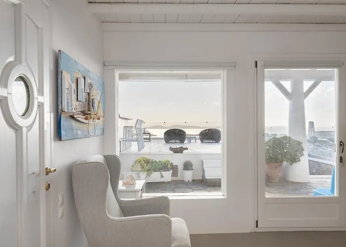 Horizon In Mykonos Town