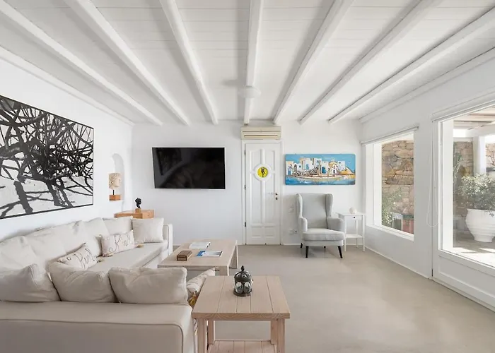 Horizon In * Mykonos Town